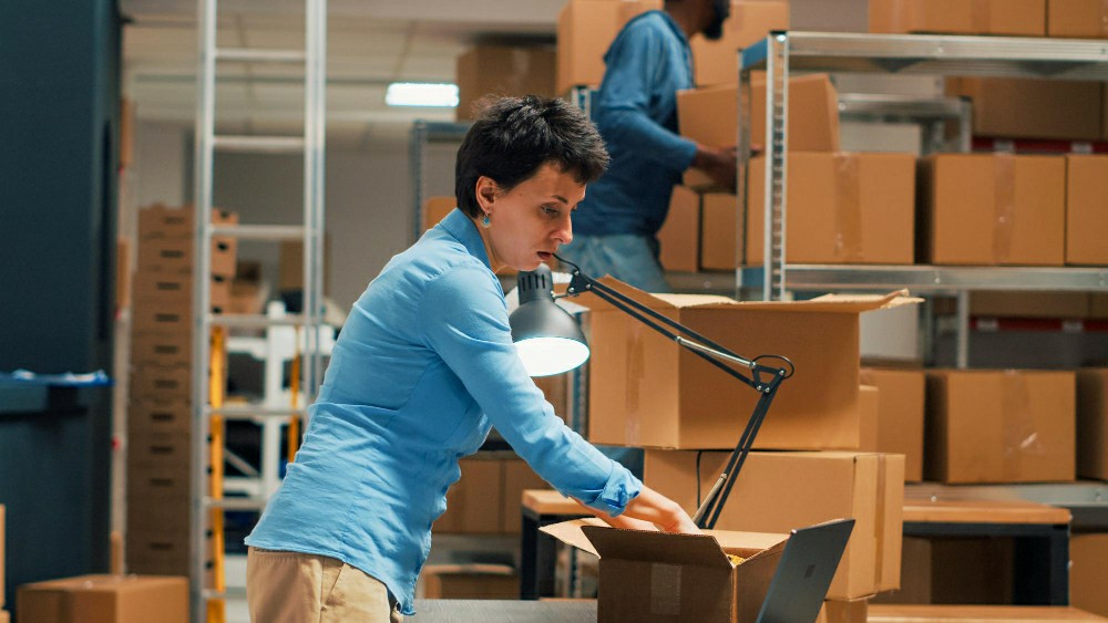 How Manual Handling Training Reduces Costs for Irish Businesses - Manual Handling Training Article