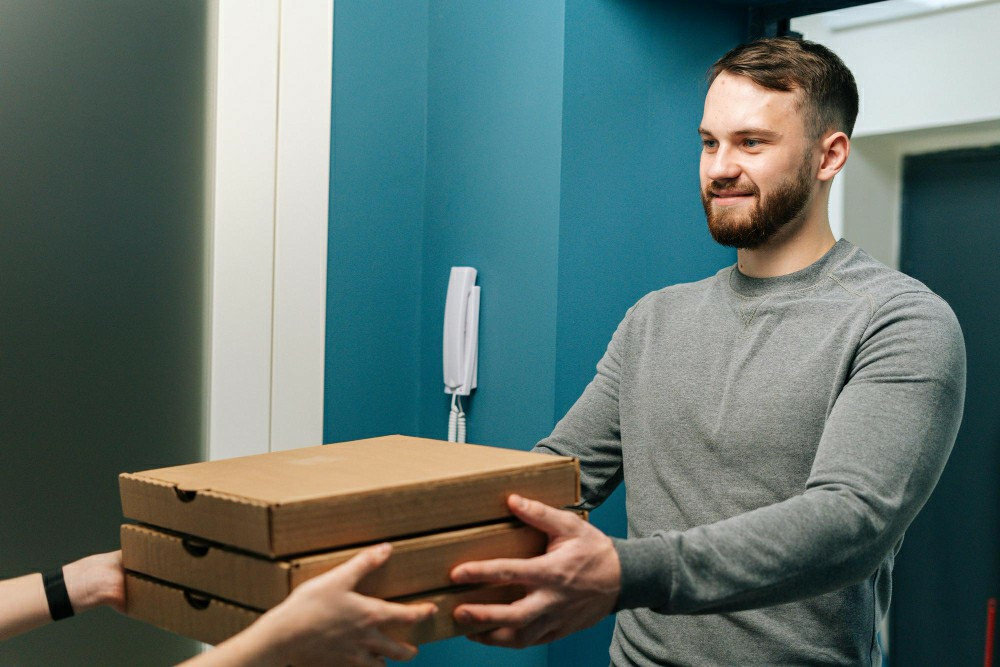 Safe Manual Handling for Taxi Drivers - Get Your Manual Handling Certificate Online - Manual Handling Training Article