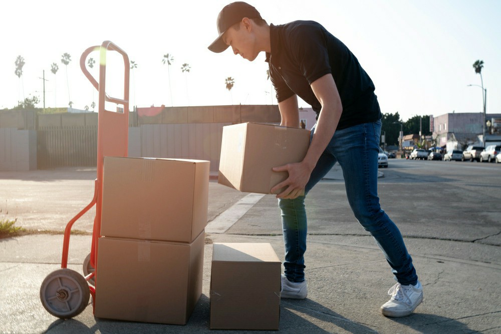 Achieve Workplace Safety with Free Manual Handling Certification - Manual Handling Training Article