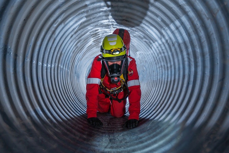 Essential Online Confined Space Training for Workplace Safety in Ireland - Manual Handling Training Article