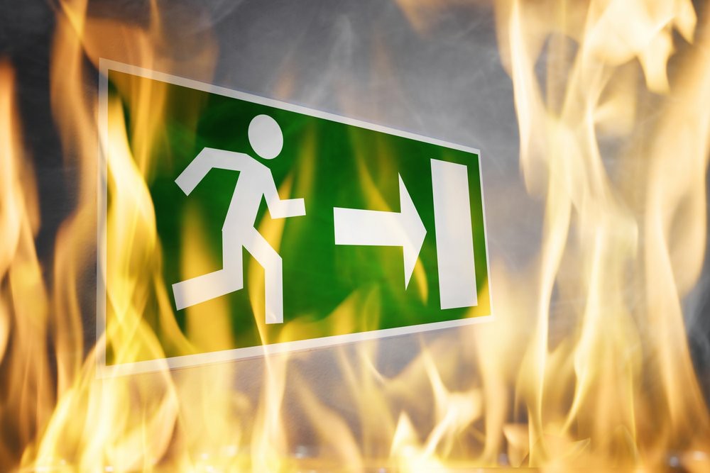 Master Fire Safety with Online Fire Extinguisher Training and Certification in Ireland - Manual Handling Training Article