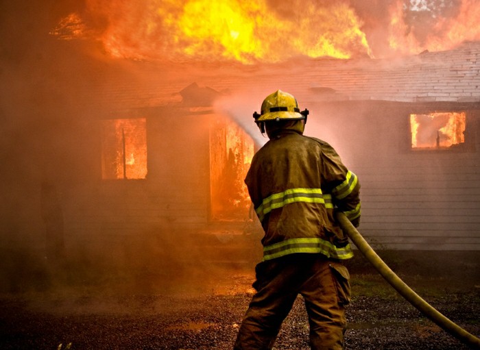 Mastering Fire Safety: Your Essential Online Fire Extinguisher Certification in Ireland - Manual Handling Training Article