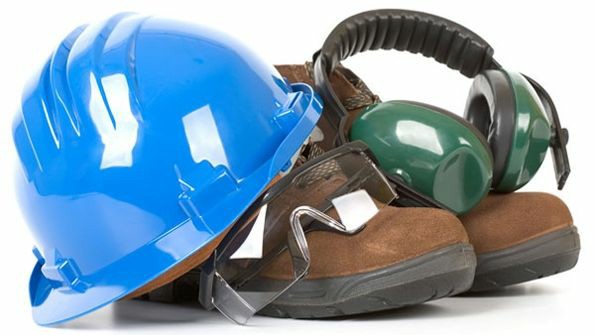 Empower Your Workforce: Online PPE Training Certification in Ireland - Manual Handling Training Article