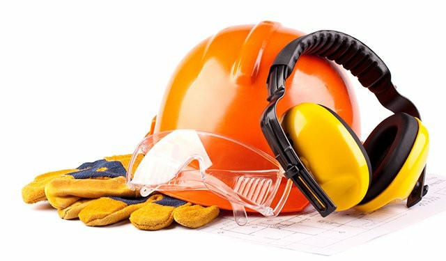 Elevate Your Workplace Safety with Comprehensive PPE Training Available Online in Ireland - Manual Handling Training Article